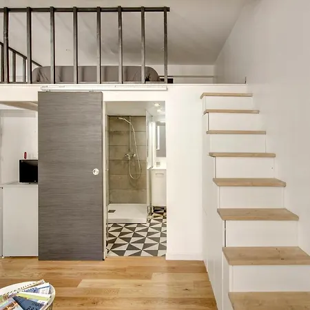 Nice In The Historic Heart Of Apartamento
